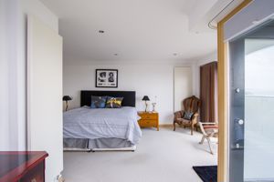 Photo 33- click for photo gallery